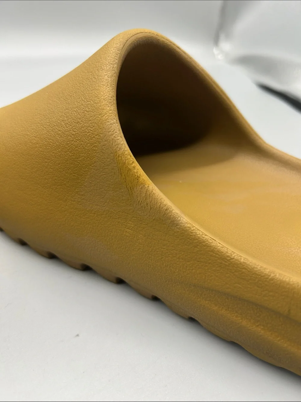 Yeezy Slide Ochre Sz 6